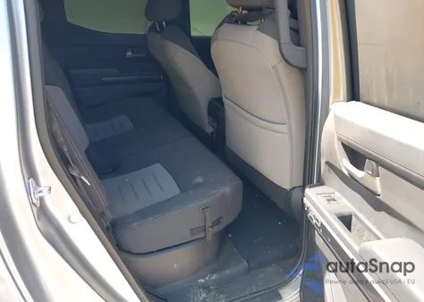 2024 Toyota Tacoma Trd Sport 4Wd z USA, uszkodzony, nr VIN 3TMLB5JN7RM014602